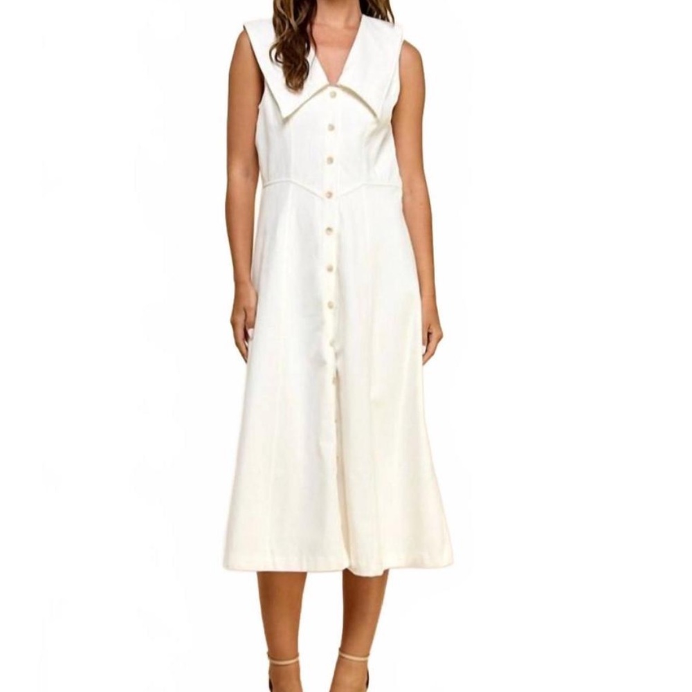 NEW TCEC v-neck vintage midi dress in white